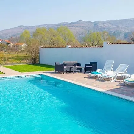 Celleste Villa *